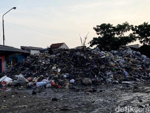 Mengurai Benang Kusut Sampah di Kota Bandung