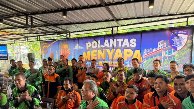 Kakorlantas Bersama Ojol-Komunitas Difabel di Jepara
