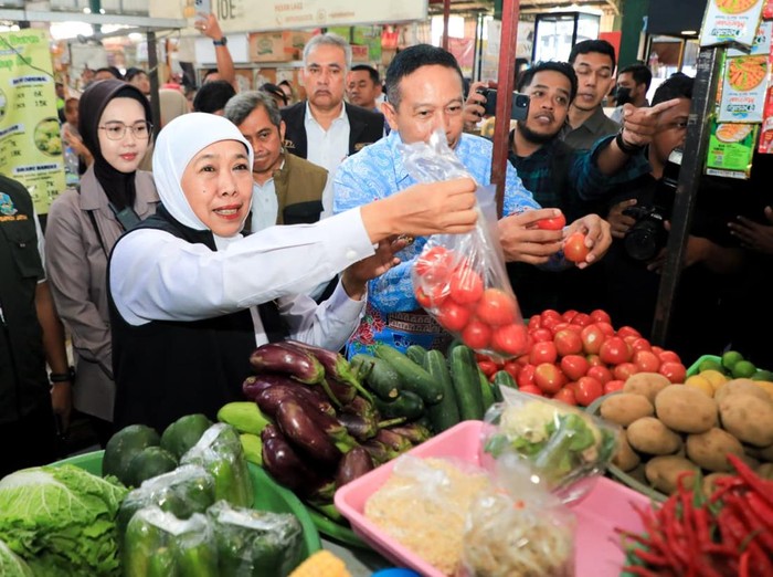 Khofifah Puji Integrasi Pasar Basah dan Kuliner di Klojen