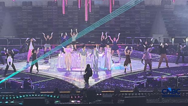 Konser F✦FOREVER sukses menghibur penggemar saat digelar di hari kedua, Jumat (29/5/2026) malam. (CNBC Indonesia/Sefti Oktarianisa) Konser F✦FOREVER sukses menghibur penggemar saat digelar di hari kedua, Jumat (29/5/2026) malam. (CNBC Indonesia/Sefti Oktarianisa)