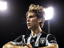 DPR RI Setujui Naturalisasi Pesepakbola Luke Vickery dan Mitchell Baker