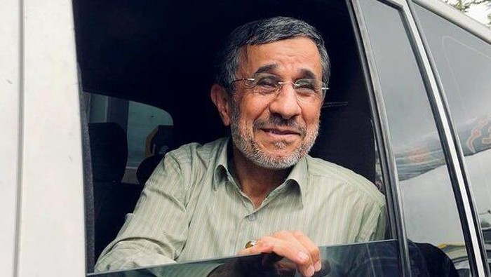 Selama bertahun-tahun, Mahmoud Ahmadinejad dianggap sebagai salah satu tokoh anti-Israel paling mudah dikenali di dunia. (Isna)