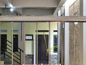 Kontrakan TKP Balita Dibunuh Paman di Bekasi Digaris Polisi