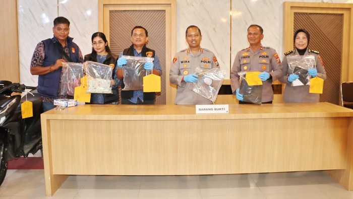 Polisi memaparkan kasus pria rampas motor dan perkosa rekan kerja di Padangsidimpuan