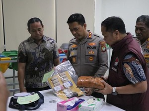 Gugup Kena Razia, Ternyata Bawa Sekilo Ganja