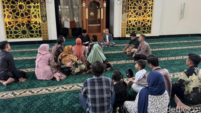 Tahanan Polresta Sidoarjo menikah di dalam rutan