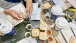 Seru! Belajar Racik Teh Artisan dan Tea Pairing Klasik di Sini