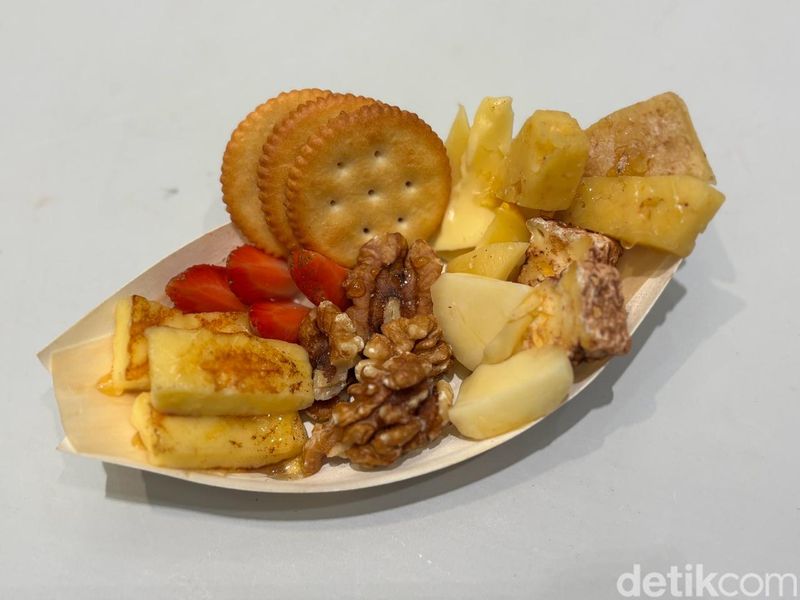 Tenant kuliner di Brightspot Tenant kuliner di Brightspot