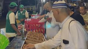 Video: Makanan Gratis Berjejer untuk Jemaah Haji di Tanah Suci
