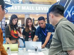 Dolar AS Menguat, Minat Belanja Gadget Tetap Tinggi