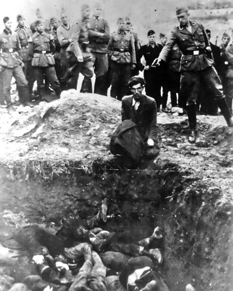 Sederet foto ini memang terlihat normal, tetapi setelah kebenarannya terungkap, gambar yang tampak biasa ini menjadi lebih kelam.