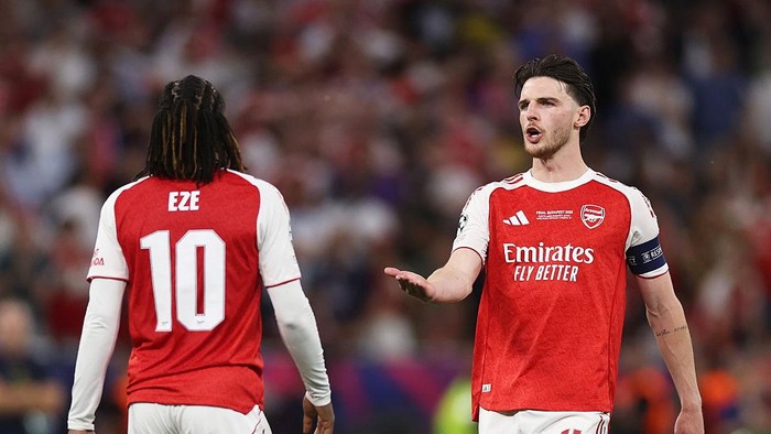 Declan Rice Tak Salahkan Eze dan Gabriel yang Gagal Eksekusi Penalti di Final