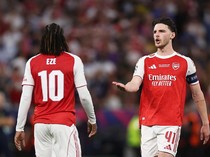 Declan Rice Tak Salahkan Eze dan Gabriel yang Gagal Eksekusi Penalti di Final