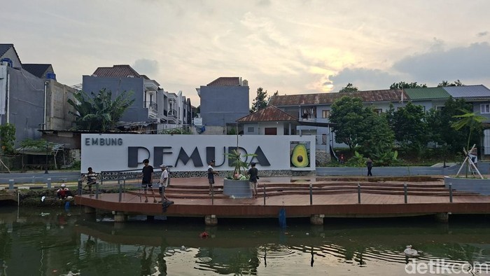 Embung Pemuda di Srengseng, Jaksel