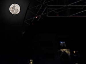 Bulan Mini Bumi Berhasil Dipotret untuk Pertama Kali