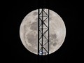 Fenomena Blue Moon Menerangi Langit Malam Jakarta