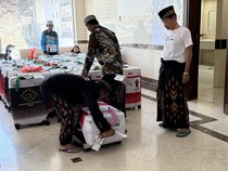 Jemaah Haji Lansia, Tak Perlu Lagi Repot Bawa Koper Kabin ke Dalam Pesawat