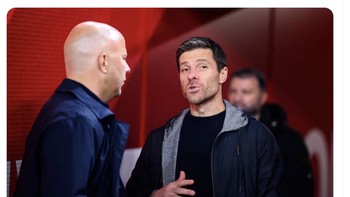 Fans Liverpool berandai-andai seandainya Slot dipecat lebih awal, mungkin mereka akan mendapatkan Xabi Alonso. Foto: X.com