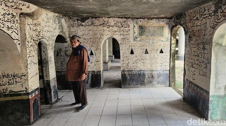Menyusuri Labirin Seribu Pintu dan Jejak Ikhtiar yang Belum Usai