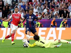 PSG bakal melepas Bradley Barcola yang diminati Liverpool dan Bayern Munich. PSG buka harga si pemain dari 170 juta Euro! (REUTERS/Phil Noble)