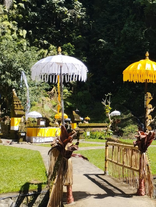 Pesona Taman Magenda: Tempat Wisata dan Ibadah Berdampingan