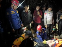 Pendaki Wanita Kesurupan Usai Tersesat di Gunung Nepo Bareng 19 Rekannya