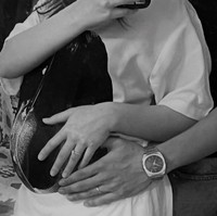 Selain memperlihatkan foto pernikahan, pemain sinetron Beri Cinta Waktu itu juga memamerkan baby bump. Zara dan Tsaqib kini tengah menantikan kelahiran bayi mereka. Foto: Instagram @zaraadhsty