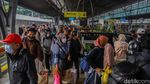 14 Ribu Penumpang Arus Balik Tiba di Stasiun Pasar Senen