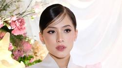 Wedding Makeup Adhisty Zara, Minimalis dengan Sentuhan Romantis