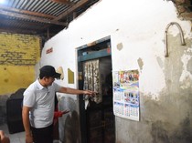 Tangis Haru Warga Sedati, Rumah Rusak Akan Diperbaiki Pemkab Sidoarjo