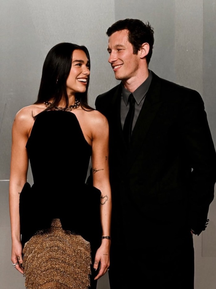 Dari Momen Kebetulan Dua Lipa-Callum Turner, Turun ke Hati