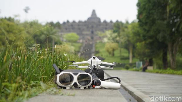 Dokumentasi Candi Borobudur dengan teknologi 3D Gaussian Splatting (3DGS) dan Antigravity A1, drone 360° pertama di dunia.