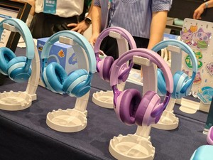 Apa Istimewanya iClever Q950, Headphone Anak Pertama Bersertifikasi TUV?
