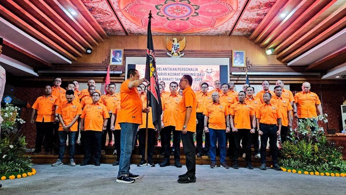 Ketua Umum (Ketum) Pengurus Besar Keluarga Olahraga Bela Diri Tarung Derajat (PB KODRAT) Bambang Soesatyo (Bamsoet)