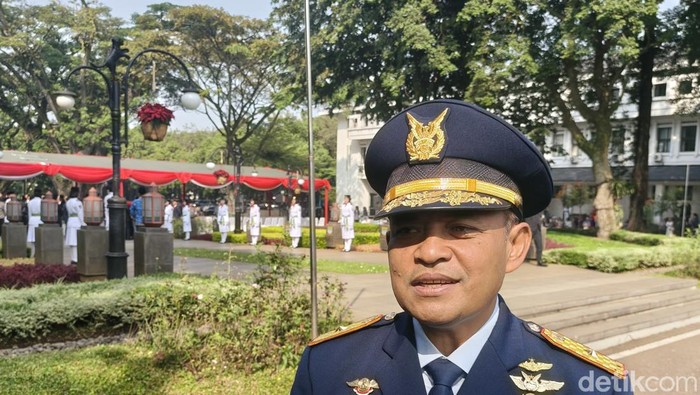 Komandan Lanud Husein Sastranegara Marsekal Pertama TNI Irman Fathurahman.