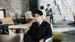 Pesona Aktor Heo Nam Jun Ganteng Maksimal