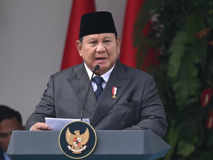 Prabowo memberikan amanat di upacara Hari Lahir Pancasila di Kementerian Luar Negeri, Senin (1/6/2026).