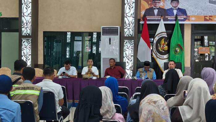 Rapat persiapan kepulangan jemaah haji Sumsel