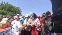 Peternak mengaku saat ini harga telur hanya berkisar Rp20 ribu hingga Rp21 ribu per kilogram, sementara harga pokok produksi mencapai Rp23 ribu hingga Rp24 ribu per kilogram. (Foto: Fima Purwanti/ detikjatim)