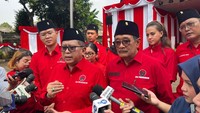 PDIP soal Jokowi Keliling RI: Harusnya Jadi Tanggung Jawab, Bukan Elektoral