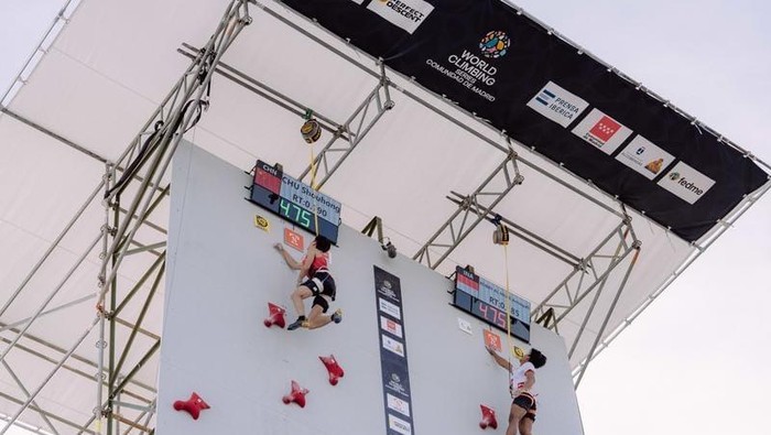 Timnas Panjat Tebing Indonesia meraih satu medali perak dalam gelaran World Climbing Series. Medali tersebut dipersembahkan oleh Antasyafi Robby Al Hilmi dari nomor speed putra.
