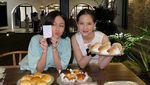Adhisty Zara Doyan BBQ hingga Jajan Aneka Dessert, Ini Potretnya!