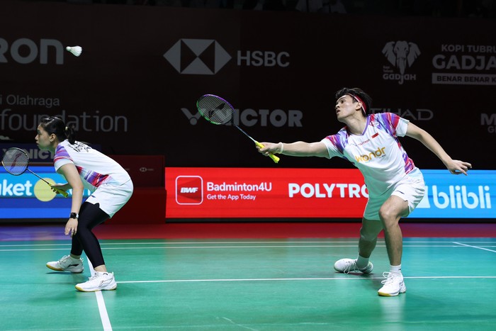 Ganda campuran Indonesia Adnan Maulana/Indah Cahya Sari Jamil berhasil melangkah ke babak kedua Indonesia Open 2026.