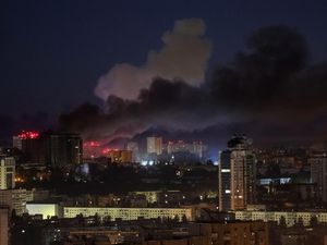 Video Rusia Bombardir Kyiv, 4 Orang Dilaporkan Tewas
