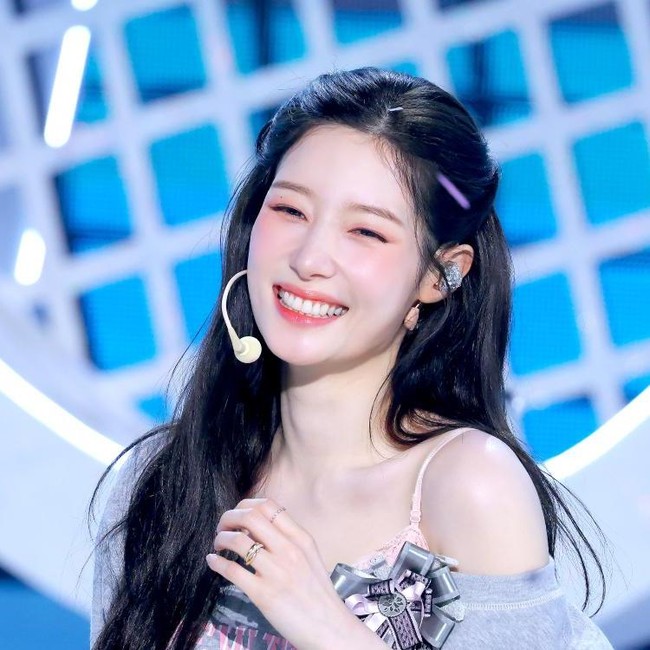 Cantiknya Effortless, Jung Chaeyeon Mode Idol Viral, Comeback Bareng I.O.I
