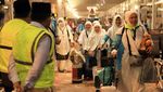 Kloter Pertama Jamaah Haji Mulai Tiba di Tanah Air