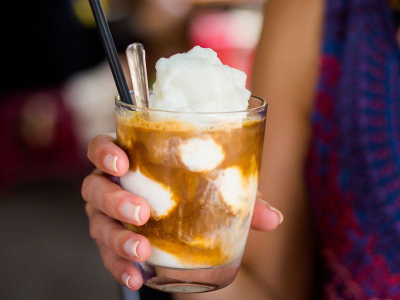 Wisata Kuliner ke Vietnam? Jangan Lewatkan 5 Kota Kopi Favorit Ini