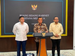 Prabowo Copot Kepala dan Dua Wakil BGN