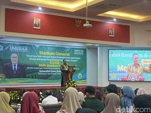 Menteri LH Sebut Permukaan Tanah Semarang Utara Turun 10 Cm Per Tahun