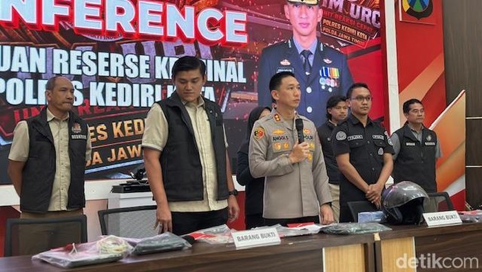 Polres Kediri Kota menangkap residivis pecah kaca mobil